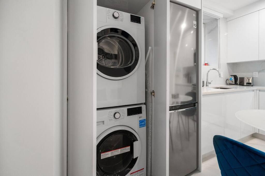 Brand New 2 Bedroom Point Grey Getaway Vancouver Extérieur photo