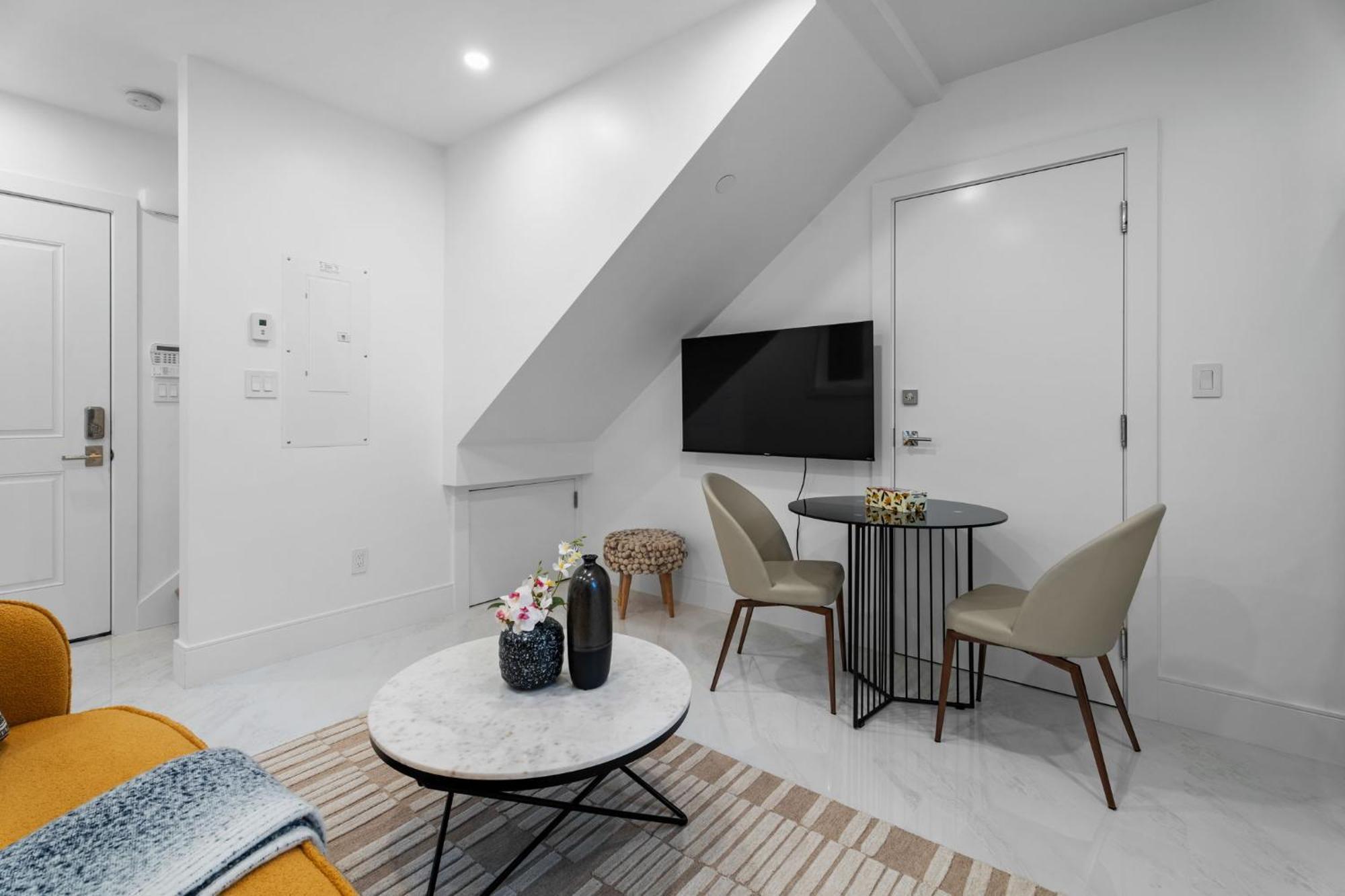 Brand New 2 Bedroom Point Grey Getaway Vancouver Extérieur photo